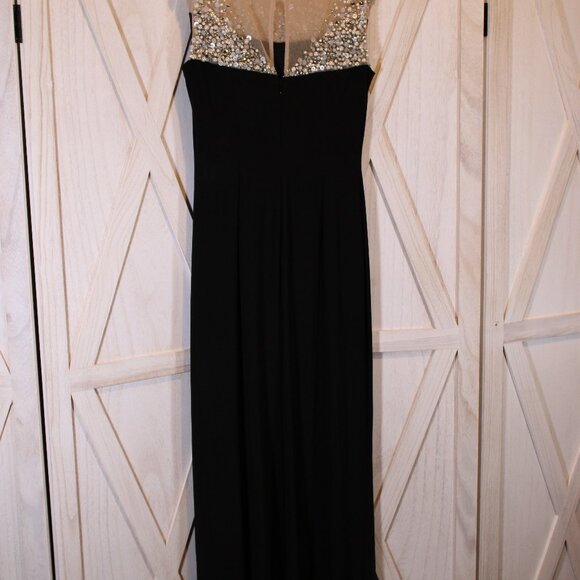 Adrianna Papell Illusion Mermaid Black Gown with Beaded Mesh Yoke Size 0 - Picture 8 of 9